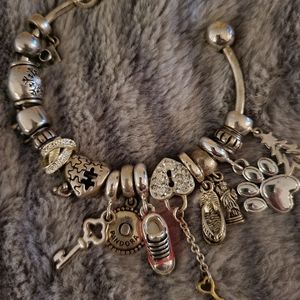 Pandora unforgettable moments bracelet